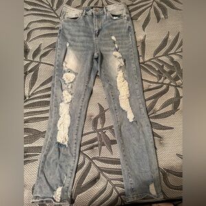 Risen distressed jeans